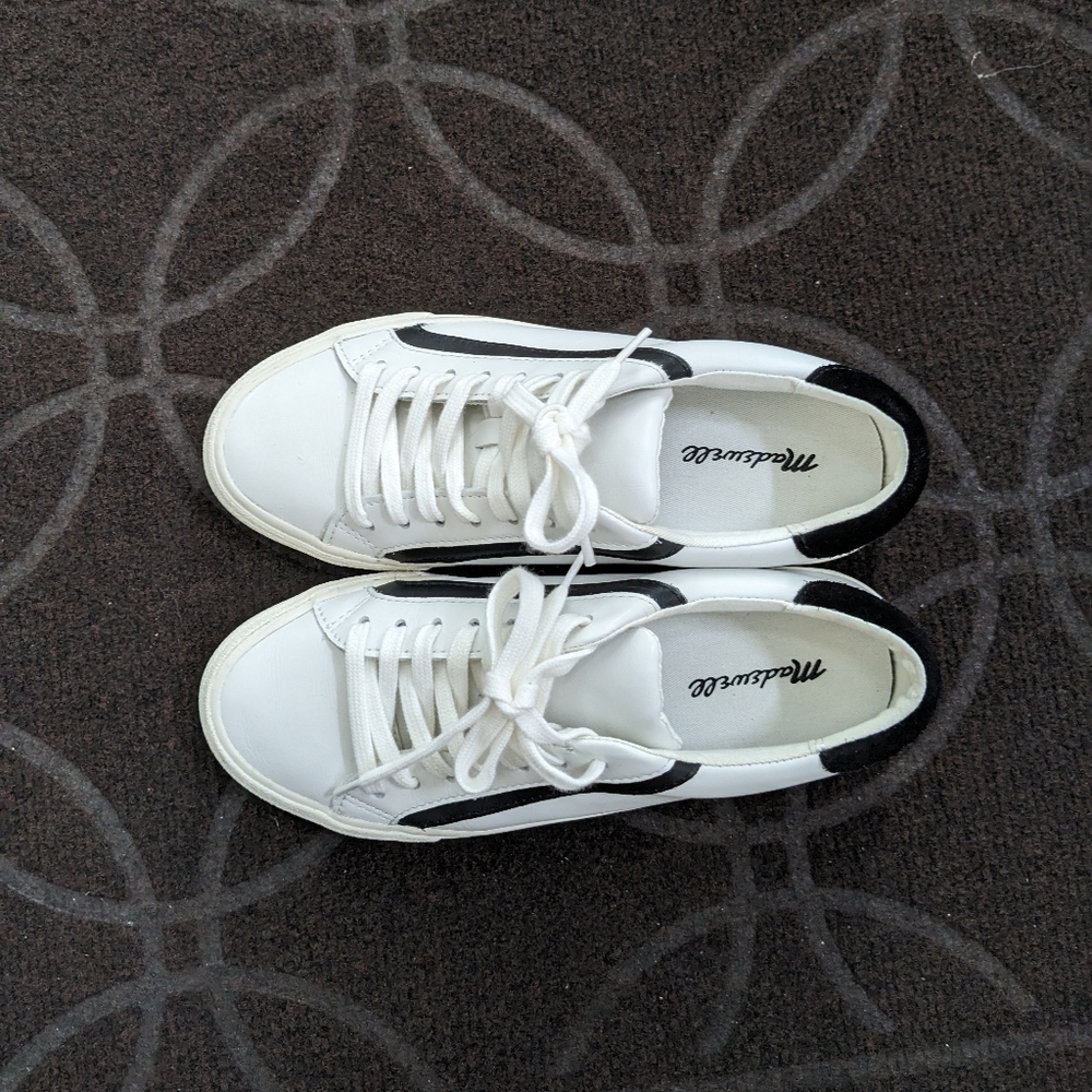 Like New Madewell Low-Top Sneakers